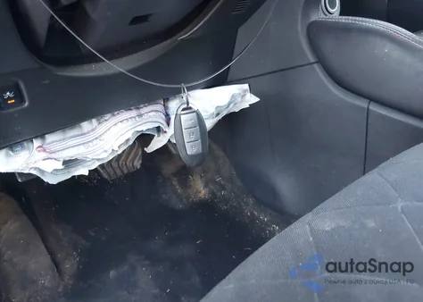 2018 Nissan Kicks S z USA, uszkodzony, nr VIN 3N1CP5CU4JL521234